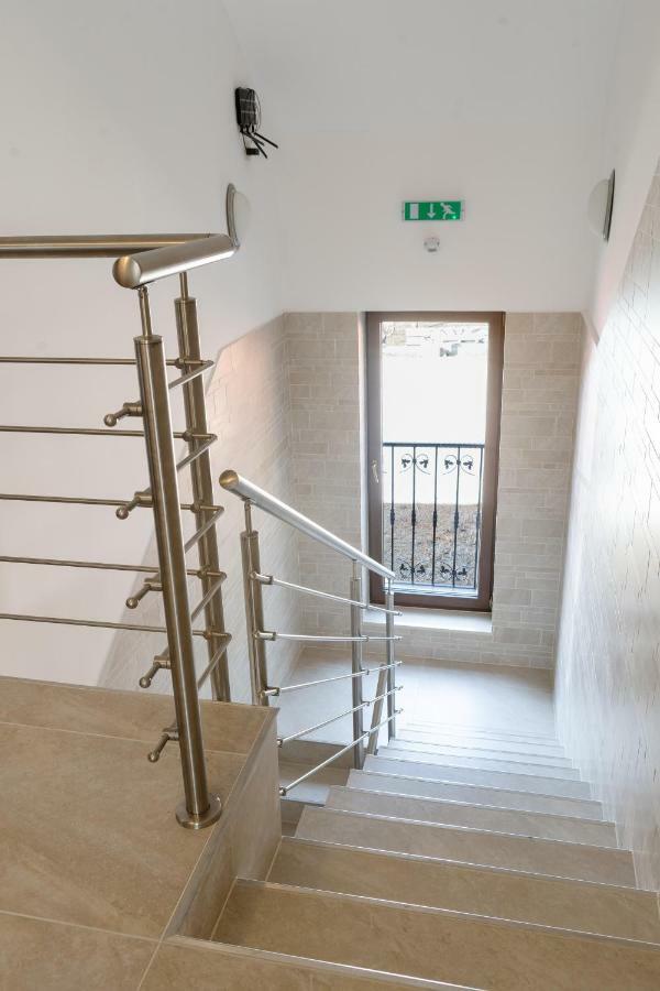 Raba Apartman Sárvár Екстериор снимка